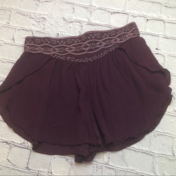 Ecote Pants - Ecote’ gauze embroidered shorts Urban Outfitters